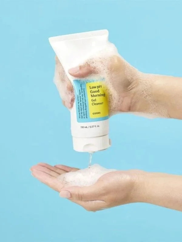 COSRX Low pH Good Morning Gel Cleanser (150ml) – Gentle Foaming Cleanser with Balanced pH for Refreshing and Clear Skin
